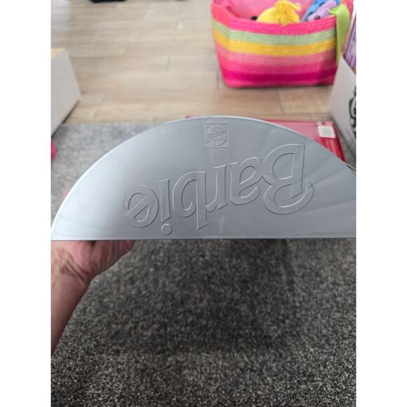 98 Vintage Happy Holidays Barbie New - Picture 6 of 7